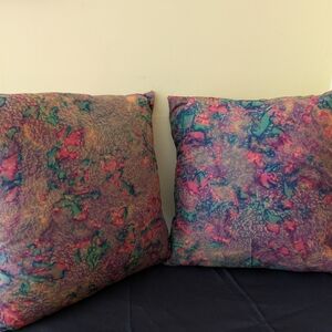 Hand Crafted Set Of 2 Multicolor Abstract Accent Pillows